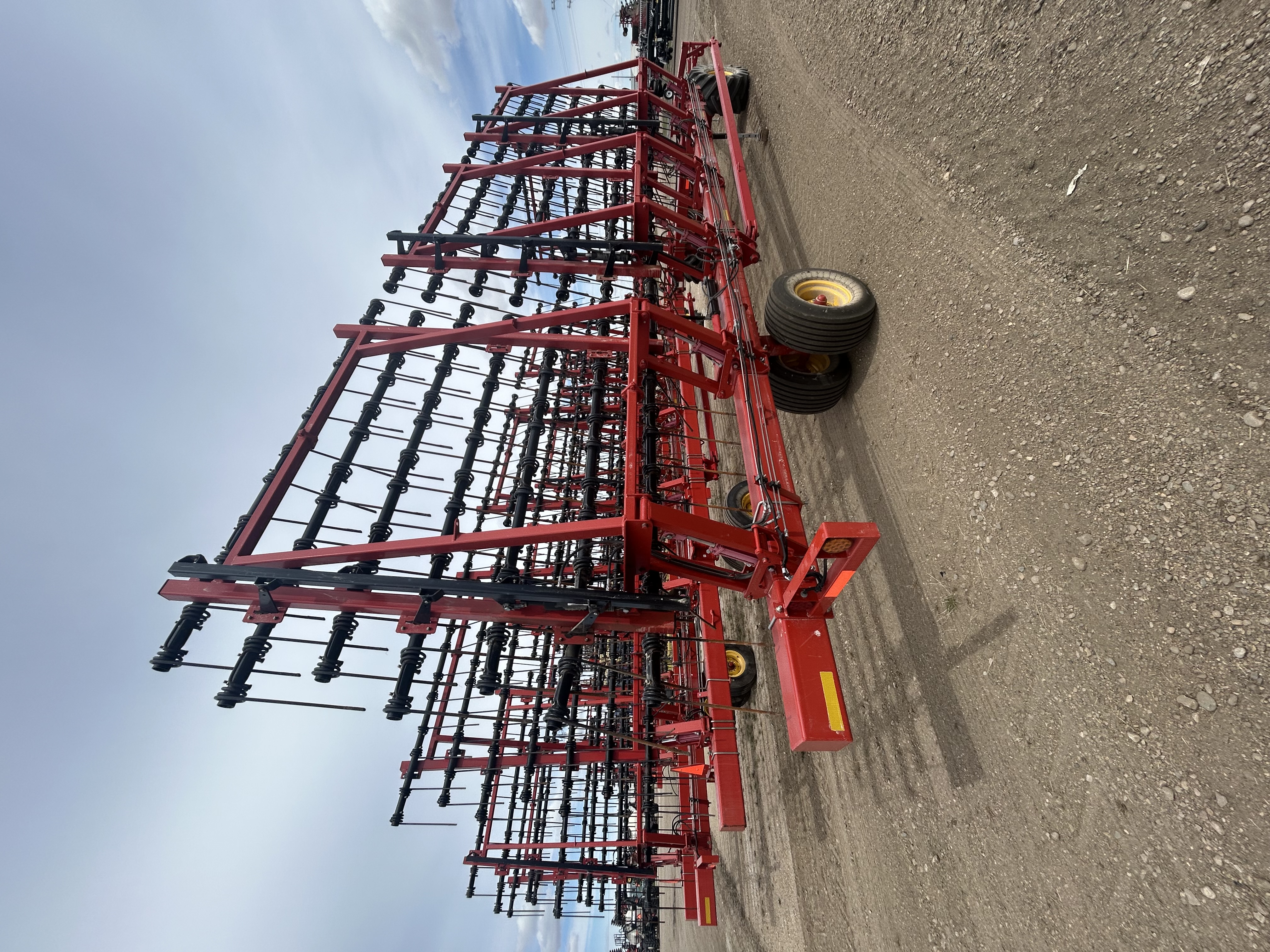 2020 Bourgault XR771 Harrow
