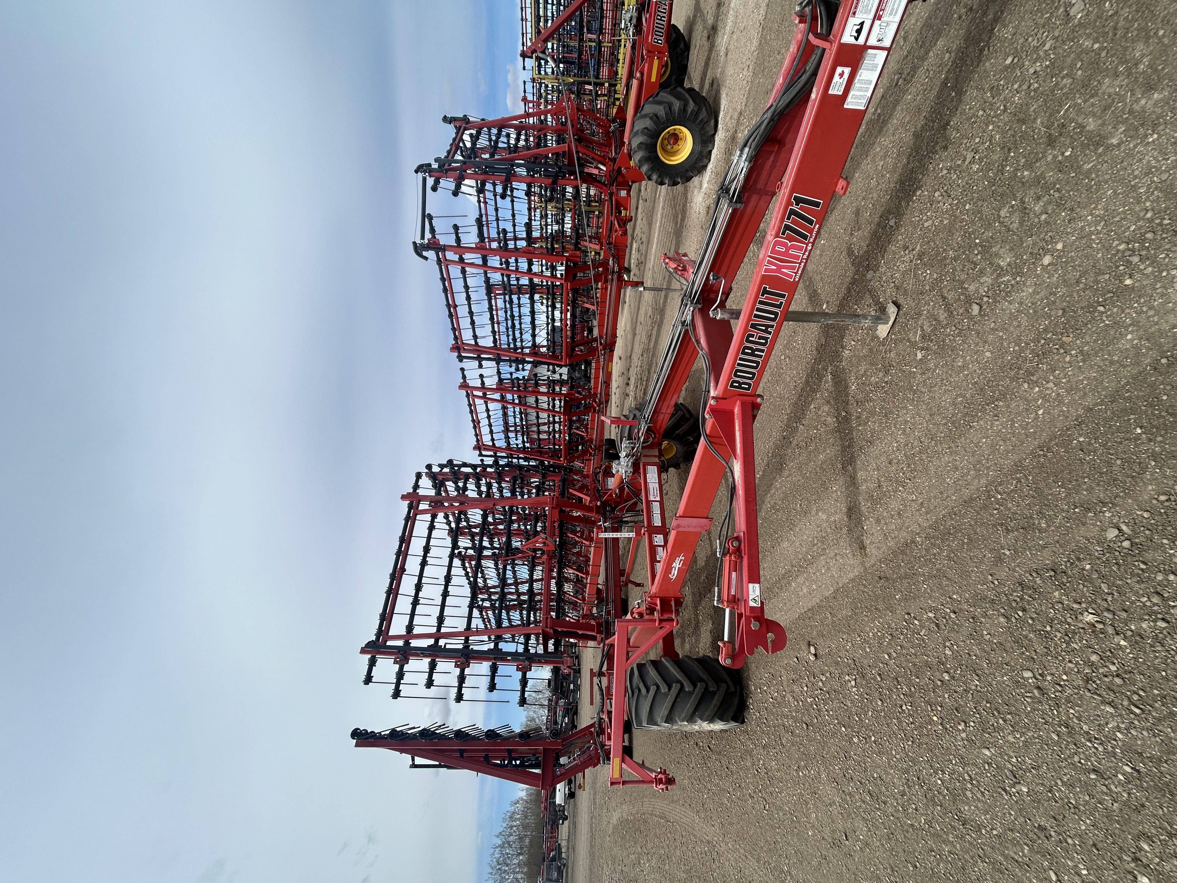 2020 Bourgault XR771 Harrow