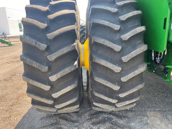 2017 John Deere S680 Combine