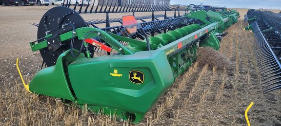 2021 John Deere RD45F Header Combine