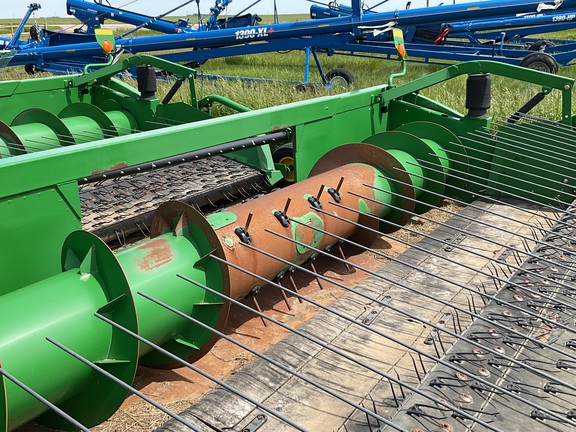 2010 John Deere 615P Header Combine