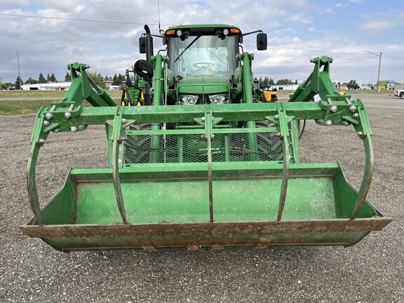 2018 John Deere 6110M Tractor