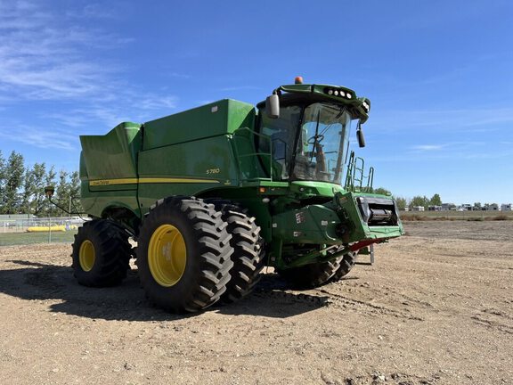 2020 John Deere S780 Combine