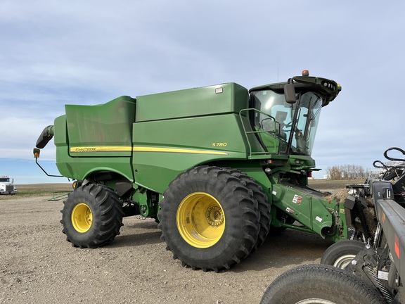 2020 John Deere S780 Combine