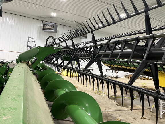 2022 John Deere RD40F Header Combine