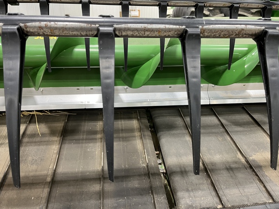 2022 John Deere RD40F Header Combine