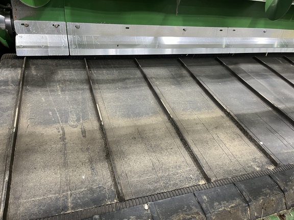 2022 John Deere RD40F Header Combine