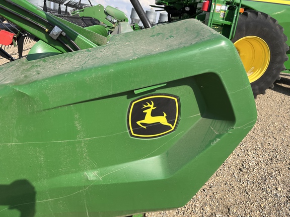 2021 John Deere RD40F Header Combine