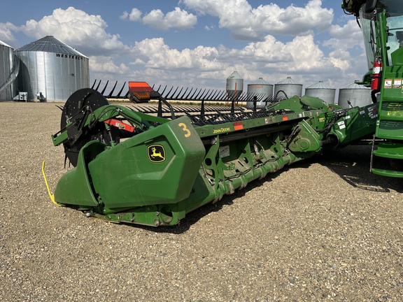 2021 John Deere RD40F Header Combine