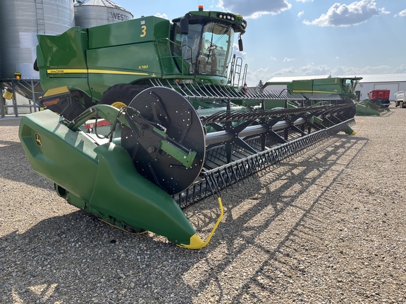 2021 John Deere RD40F Header Combine