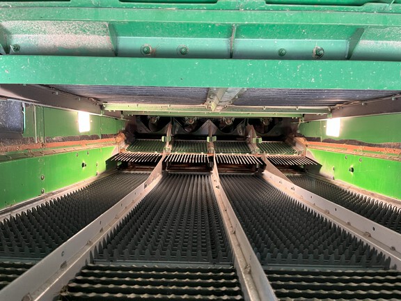 2021 John Deere S790 Combine