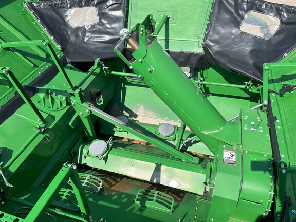 2021 John Deere S790 Combine