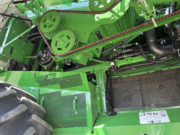 2020 John Deere S780 Combine