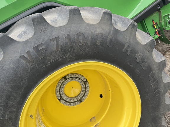 2023 John Deere X9 1000 Combine