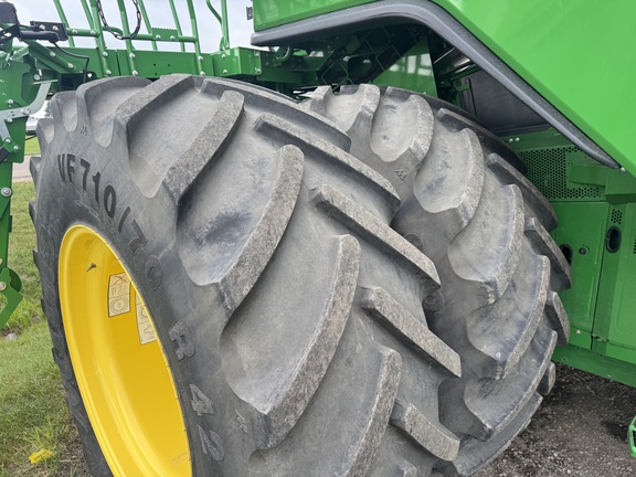 2023 John Deere X9 1000 Combine