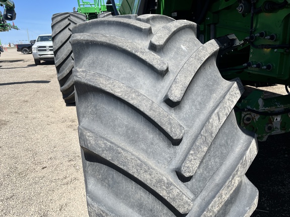 2022 John Deere X9 1000 Combine