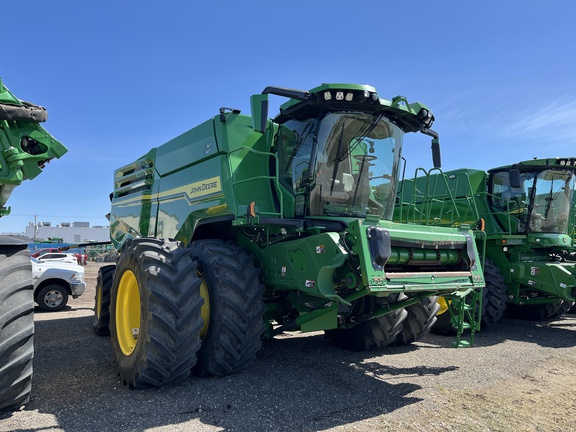 2022 John Deere X9 1000 Combine