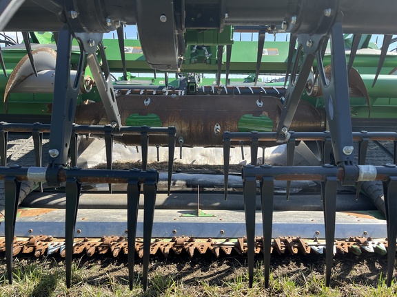 2022 John Deere HD50F Header Combine