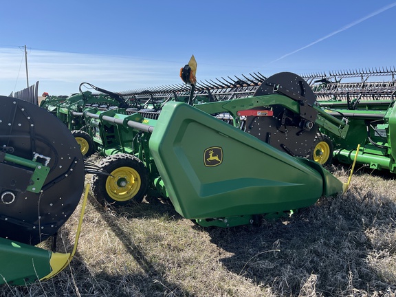 2022 John Deere HD50F Header Combine