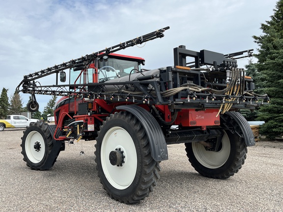 2012 Apache AS720 Sprayer/High Clearance