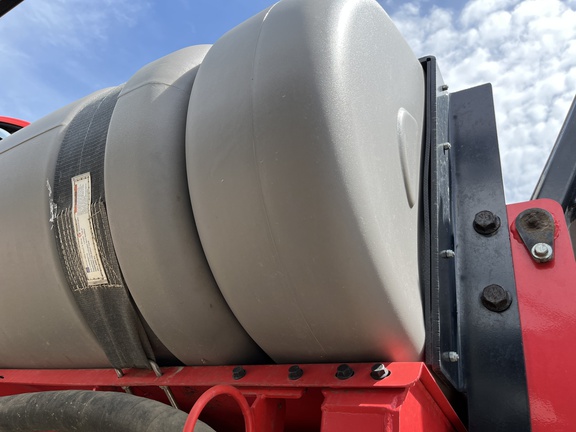 2012 Apache AS720 Sprayer/High Clearance