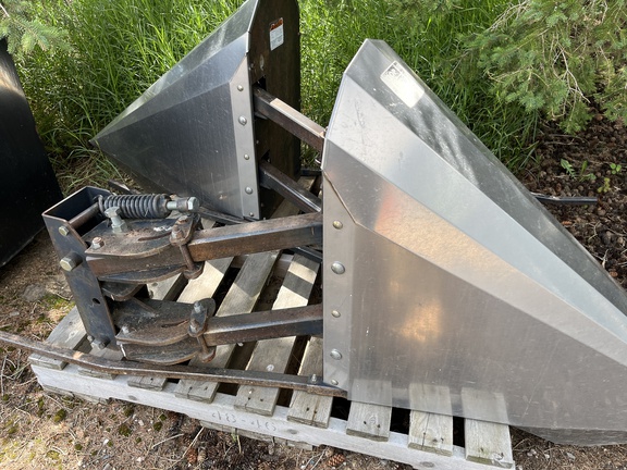 2012 Apache AS720 Sprayer/High Clearance