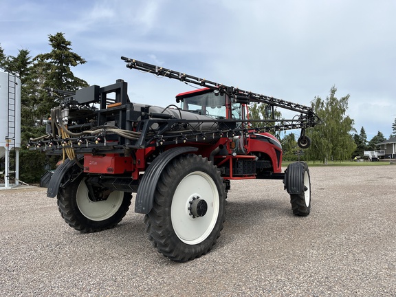 2012 Apache AS720 Sprayer/High Clearance