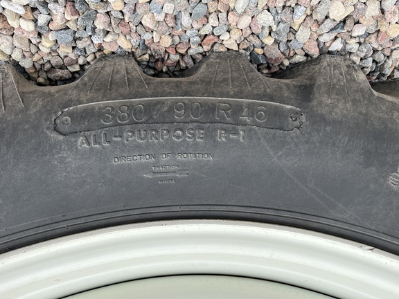 2012 Apache AS720 Sprayer/High Clearance