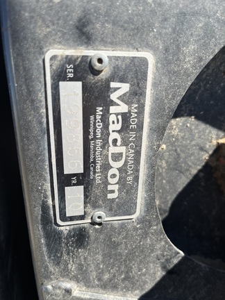 2010 MacDon FD70 Header Combine