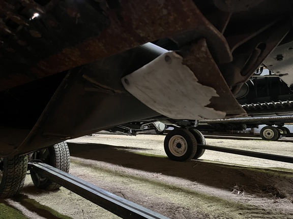 2010 MacDon FD70 Header Combine