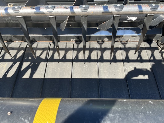 2010 MacDon FD70 Header Combine