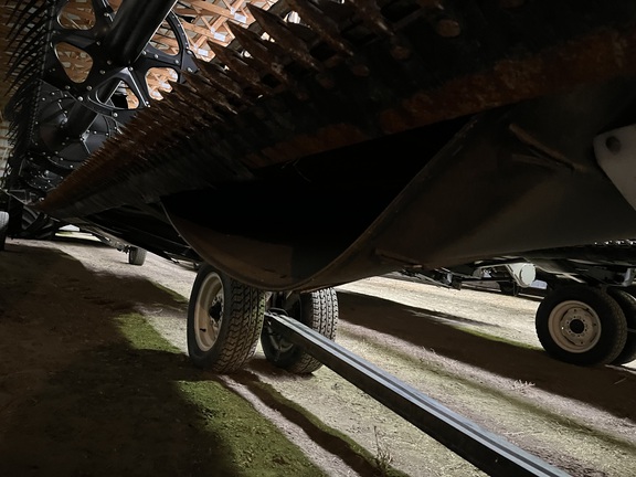 2010 MacDon FD70 Header Combine