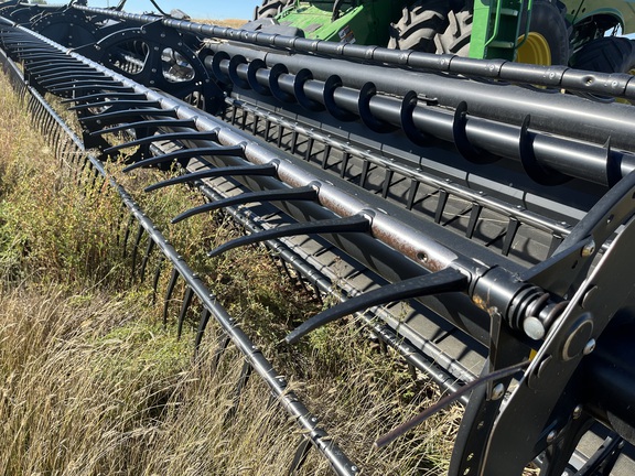 2017 MacDon FD75 Header Combine