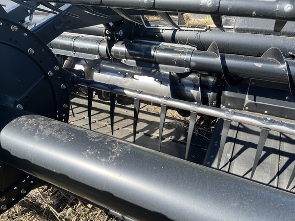 2017 MacDon FD75 Header Combine