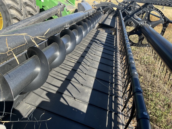 2017 MacDon FD75 Header Combine