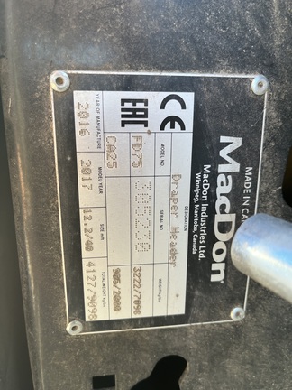 2017 MacDon FD75 Header Combine