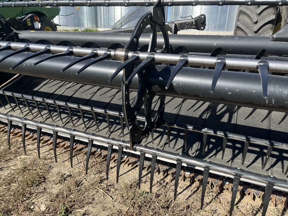 2017 MacDon FD75 Header Combine