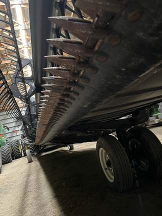 2017 MacDon FD75 Header Combine