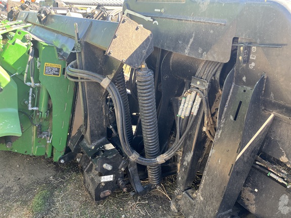 2017 MacDon FD75 Header Combine