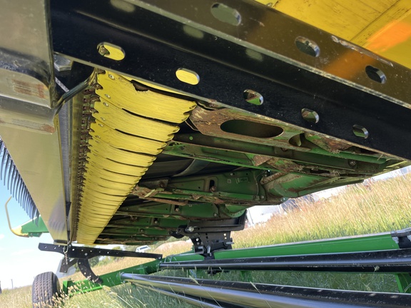 2022 John Deere RD40F Header Combine