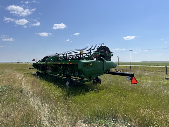 2022 John Deere RD40F Header Combine