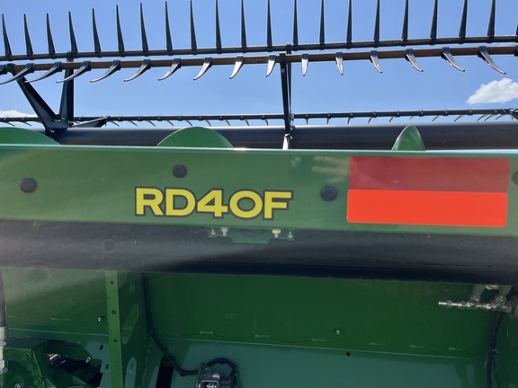 2022 John Deere RD40F Header Combine
