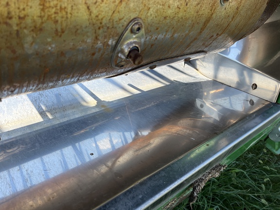 2022 John Deere RD40F Header Combine