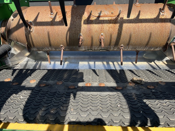 2022 John Deere RD40F Header Combine