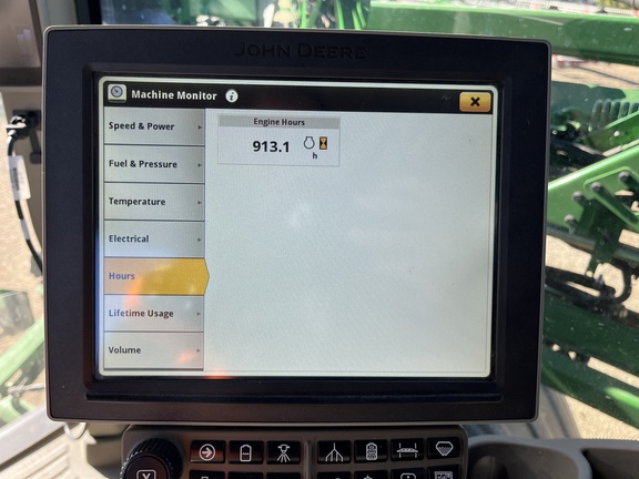 2024 John Deere 616R Sprayer/High Clearance