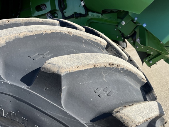 2023 John Deere X9 1000 Combine