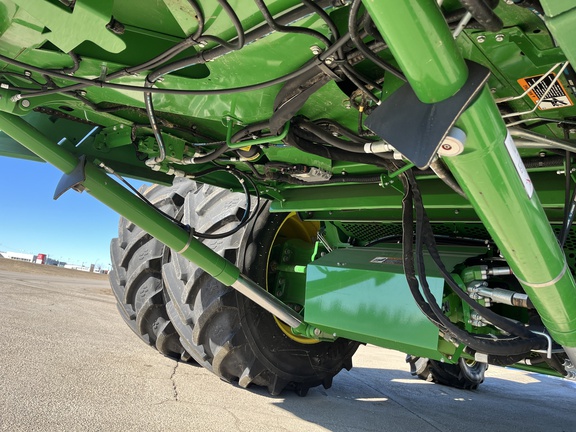 2023 John Deere X9 1000 Combine