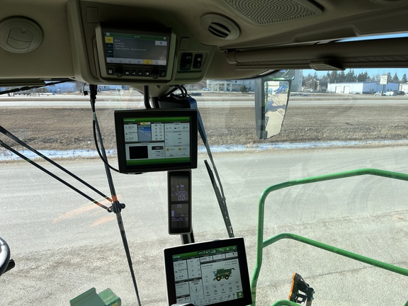 2023 John Deere X9 1000 Combine