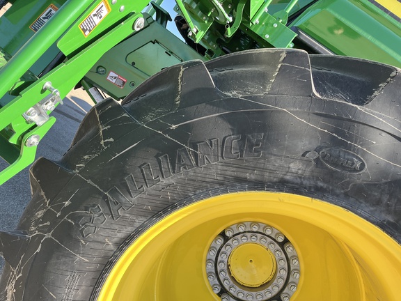 2023 John Deere X9 1000 Combine