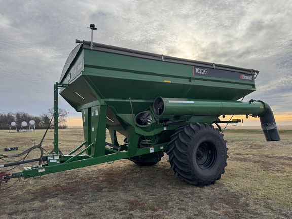 2017 Brandt 1020XR Grain Cart